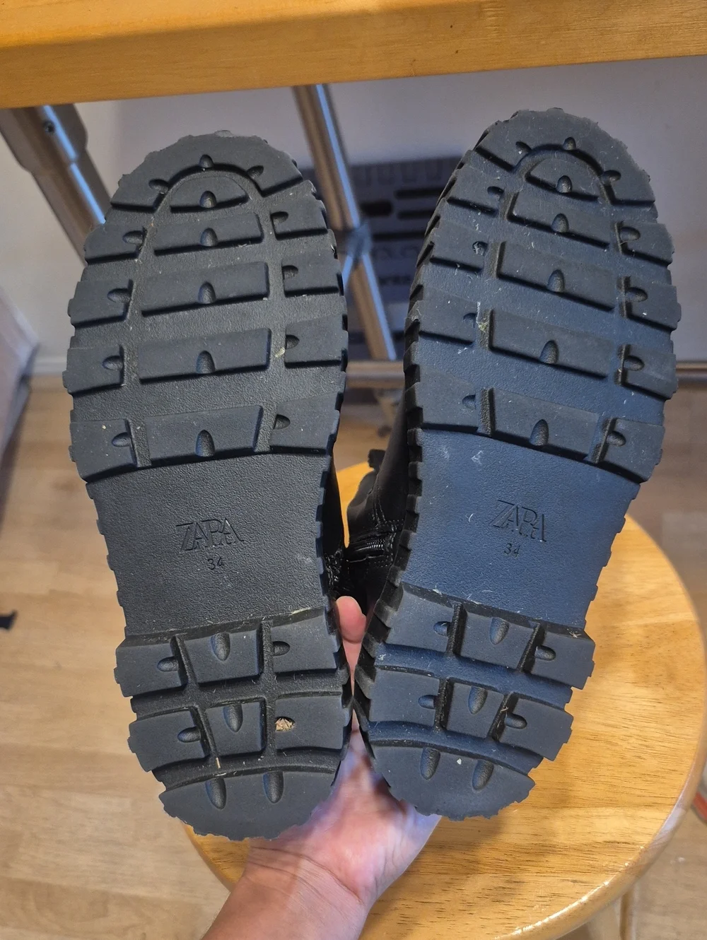 Zara Black Chuncky Platform Boots Zipper Closure